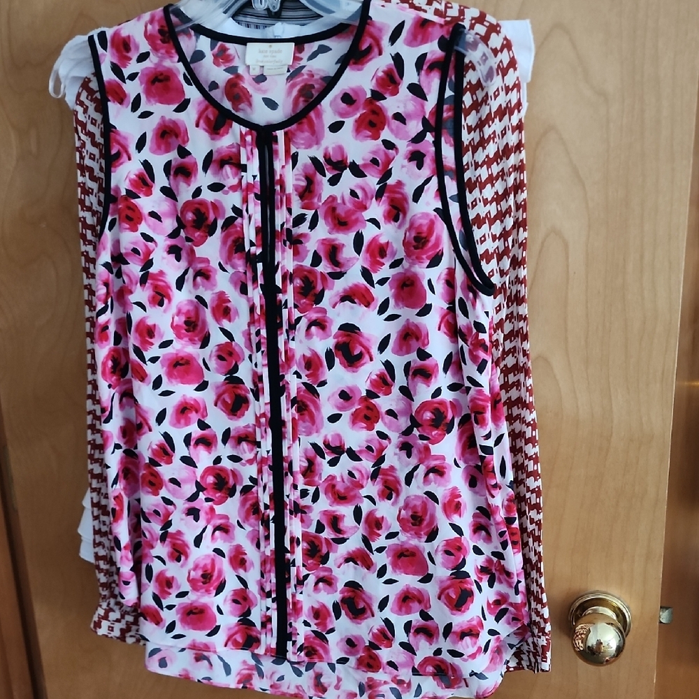 Kate Spade Pink and Black Floral 100% Silk Pleated Blouse Top Was Dry Cleaned